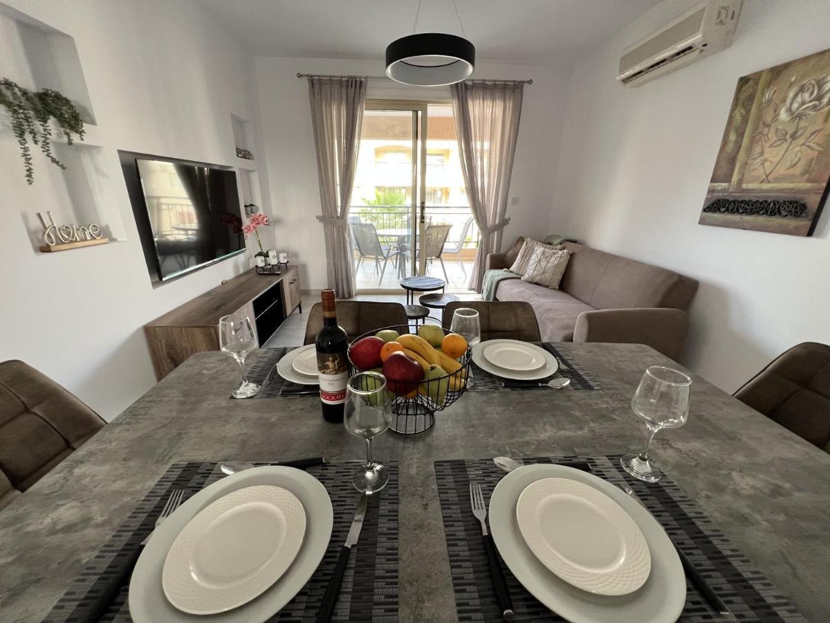 Appartamento Royal-Seacrest Paphos-Center Vip Esterno foto